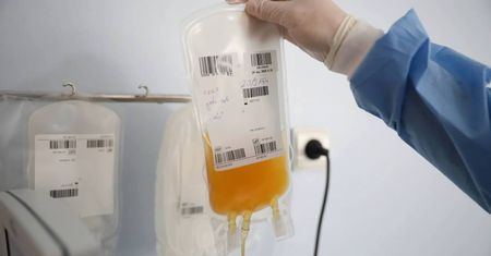 Ok. 8 tys. osób w Polsce skorzystało z terapii osoczem w leczeniu COVID-19