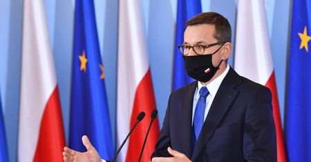Premier: liczba zakażeń zaczęła spadać; obecnie nie ma potrzeby narodowej kwarantanny