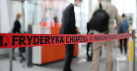 Lotnisko Chopina w październiku br. obsłużyło 323 tys. pasażerów; 80,9 proc mniej niż rok wcześniej