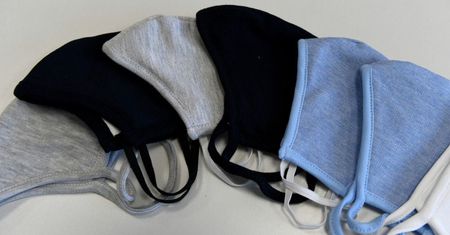 Ok. 600 naruszeń kwarantanny; prawie 2 tys. mandatów za brak maseczki