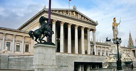 Kanclerz Austrii: Atak w Wiedniu był islamistycznym atakiem terrorystycznym