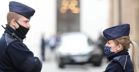 Ponad 55 tys. osób ukaranych mandatem za brak maseczki
