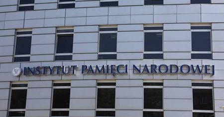IPN odzyskał tajne dokumenty SB nielegalnie przetrzymywane przez b. funkcjonariusza wywiadu PRL