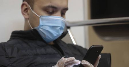Ruszyło polowanie na fake newsy w urządzeniach mobilnych. Aplikacja #FakeHunter jest już dostępna w App Store i Google Play