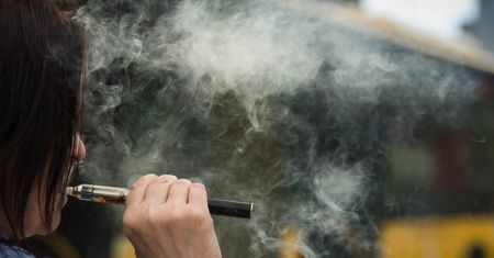 Od 1 października br. akcyza na płyn do e-papierosów i tzw. wyrobów nowatorskich