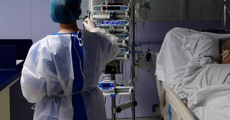 COVID-19 może obniżać poziom testosteronu