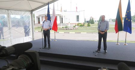 Polska i Litwa wcześniej otworzyły granicę dla podróżnych