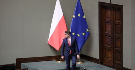 Nie ma planów przywrócenie obostrzeń w związku z epidemią