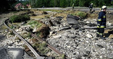 Podkarpackie: kolejne nawałnice, ewakuowano 44 osoby z okolic Jasła i Krosna