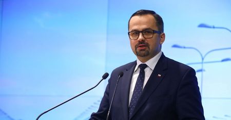 Odsunięcie w czasie budowy CPK przeciwne polskiej racji stanu