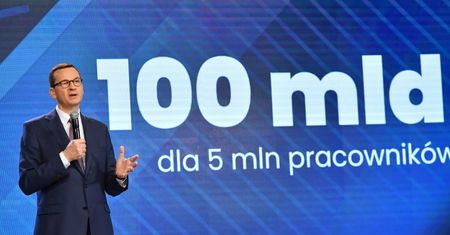 Premier: na 100 dni po ogłoszeniu stanu epidemii mamy przekazanych 100 mld zł na ratowanie 5 mln miejsc pracy