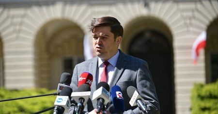 Rzecznik MZ: wybory bezpieczniejsze niż wyjście do sklepu