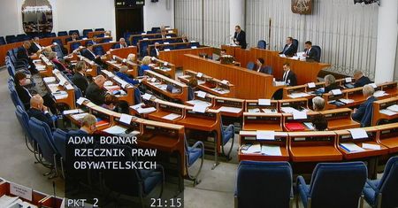 Senat wprowadził ponad 100 poprawek do ustawy o tarczy antykryzysowej 4.0