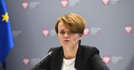 Emilewicz: z bonu turystycznego skorzysta 6,5 mln dzieci w wieku do 18 lat