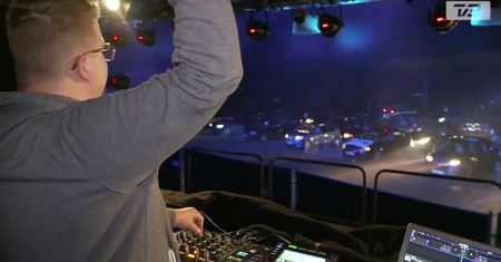 Clubbing w czasach zarazy. W Niemczech powstała dyskoteka samochodowa