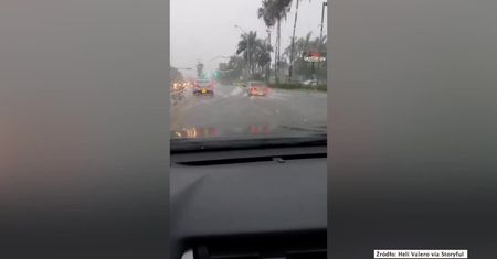 Tropikalny sztorm Bertha dotarł do lądu. Zalane drogi w Miami