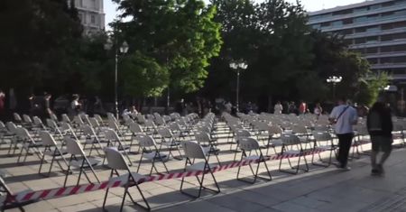 Protest restauratorów w Atenach. W Grecji kryzys gospodarczy może być najmocniejszy w całej Unii