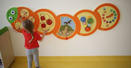 Otwarto ponad 1,3 tys. instytucji opieki nad najmłodszymi dziećmi