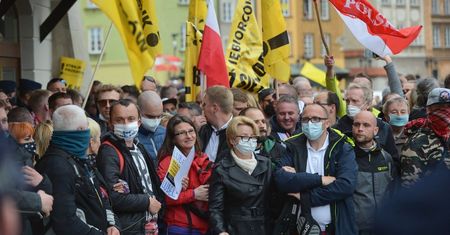Zakończył się strajk przedsiębiorców na placu Zamkowym w Warszawie