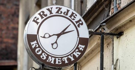Szumowski: duże prawdopodobieństwo otwarcia salonów fryzjerskich i kosmetycznych od 18 maja