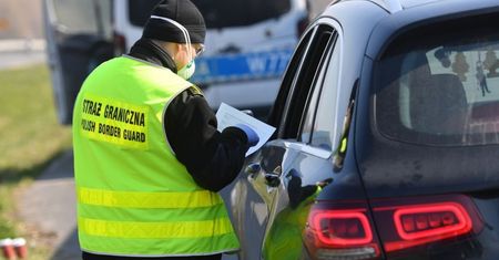 Kontrole graniczne na granicy wewnętrznej przedłużone o kolejny miesiąc
