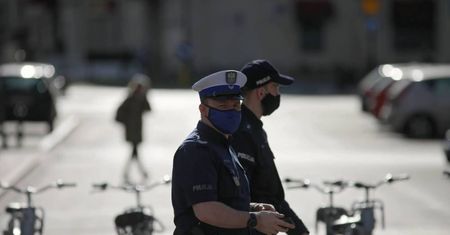 Sprawdziliśmy ponad 66 tys. osób na kwarantannie; około 170 uchybień