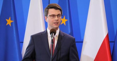Müller: w projekcie tzw. tarczy antykryzysowej 3.0 nie będzie ograniczania praw pracowników
