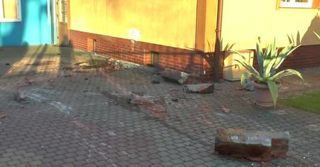 Prokuratorskie zarzuty dla kierowcy, który w Szczytnie na przejściu dla pieszych wjechał w wózek z dziećmi