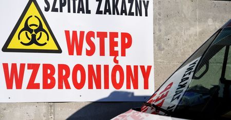 Prof. Simon: nie wiemy, jak epidemia potoczy się w Polsce