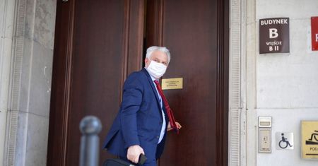 Wiceszef MZ: do Polski dotarły szybkie testy na koronawirusa, trafią m.in. do pracowników służby zdrowia