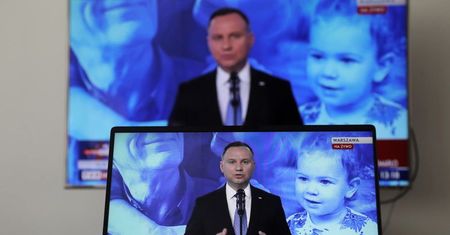 Prezydent Duda podpisał deklarację “Obronimy Polskę Plus”