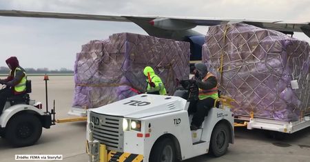 3 mln masek i 12 mln rękawiczek. USA rozdysponowuje sprzęt medyczny do szpitali