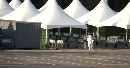 Obrzeża Stadionu Olimpijskiego w Seulu zmieniły się w centrum testowania na obecność SARS-CoV-2
