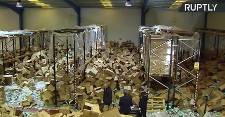 Dwa miliony maseczek skradzionych z magazynu w Hiszpanii. Złodzieje zabrali artykuły medyczne warte 5 mln euro