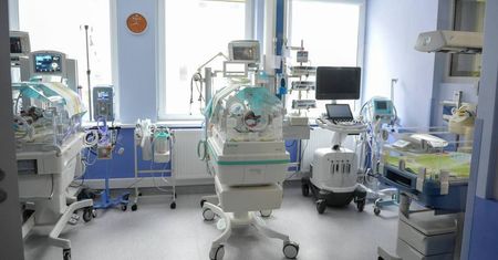 Kilkadziesiąt osób zakażonych COVID-19 w Szpitalu Bródnowskim