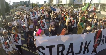 Protesty przeciwko zapowiedziom wypowiedzenia Konwencji Stambulskiej