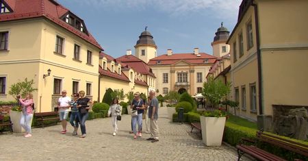 400 voucherów dla medyków na usługi turystyczne. Wałbrzyska organizacja turystyczna wsparła personel oddziału zakaźnego