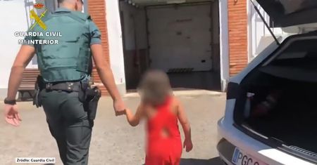7-letnia dziewczynka porzucona na autostradzie w Hiszpanii. Zatrzymano partnera jej matki