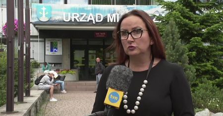 Już 40 osób zarażonych na pogrzebie. Władze Zakopanego apelują do uczestników, by się zbadały