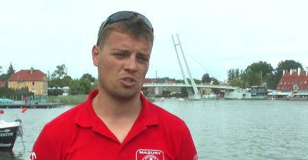 Zderzenie motorówki i skutera na Mazurach. Ranny w ciężkim stanie trafił do szpitala w Olsztynie