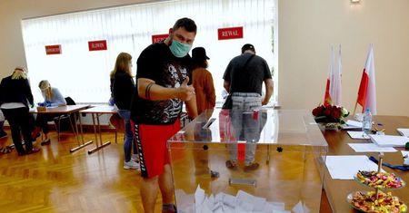 Pomorskie: uruchomiono rezerwy kart wyborczych w miejscowościach nadmorskich