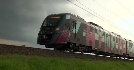 Trwają testy pierwszego polskiego pociągu hybrydowego