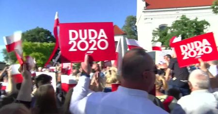 „Brońmy się przed Trzaskogedonem”. M. Morawiecki aktywnie wspiera kampanię prezydenta A. Dudy