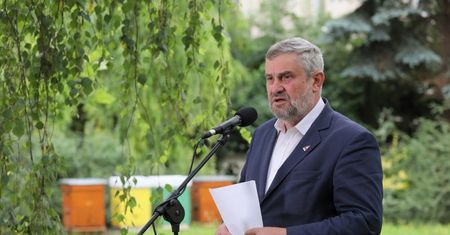 Ardanowski: nieco ponad miliard złotych na pomoc dla rolników wz. z Covid