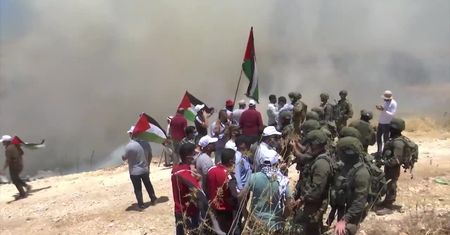 Protest Palestyńczyków przeciw aneksji Zachodniego Brzegu przez Izrael