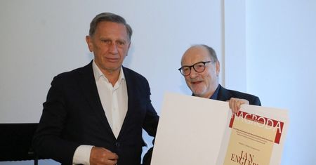Jan Englert i Andrzej Strzelecki odebrali nagrody im. S. Treugutta