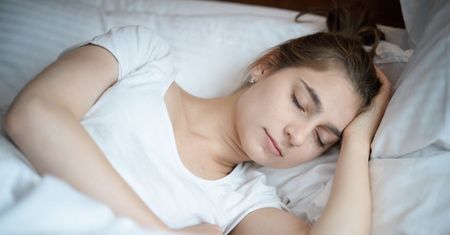 Zapach ukochanej osoby poprawia jakość snu