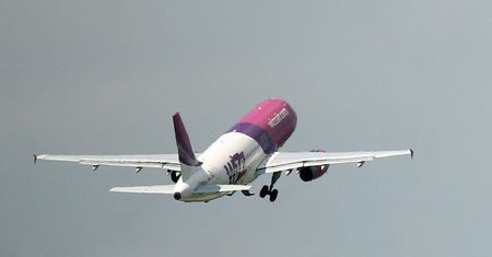 Silne podmuchy wiatru uniemożliwiły lądowanie samolotu w Gdańsku