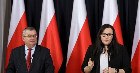 Umowy ws. dofinansowania zakupu 190 autobusów elektrycznych