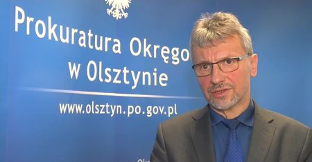Zarzuty dla policjantów z Wielkopolski. Mieli handlować danymi ofiar wypadków